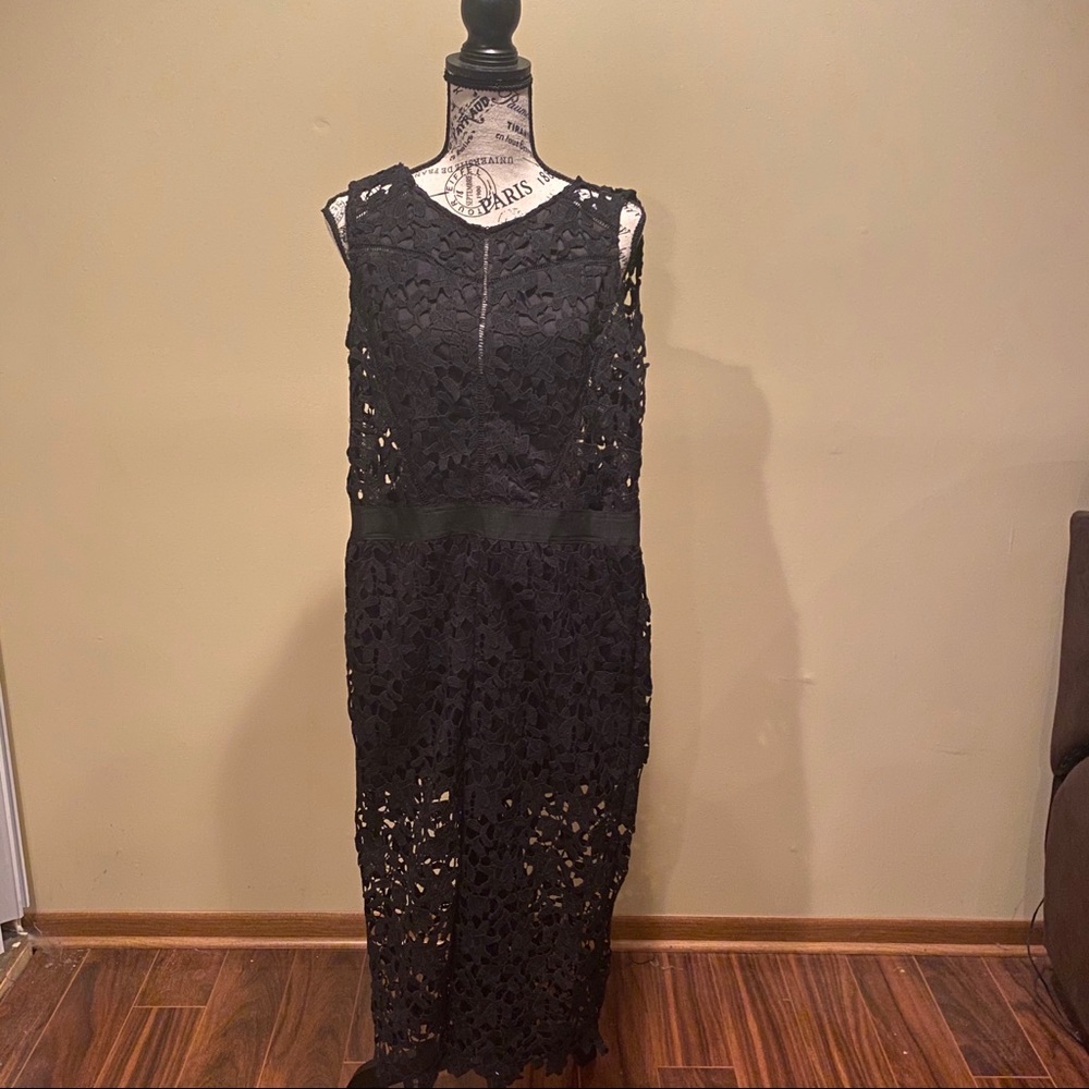 Black swimsuit cover up size LARGE